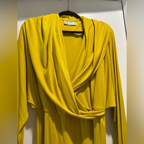 Zara Yellow Maxi Dress - Picture 4 of 8